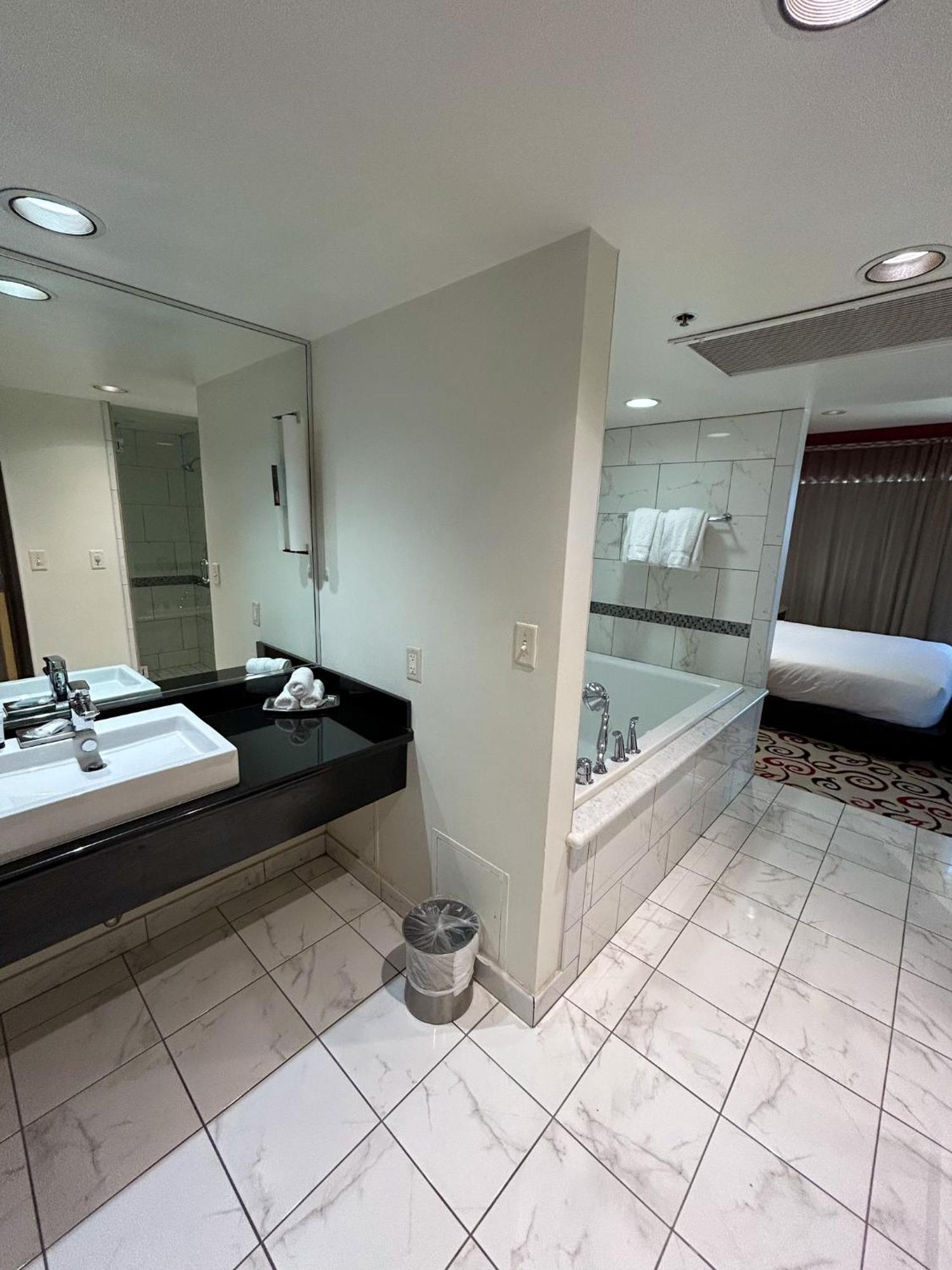 City Suite King,1210177111:JPEG